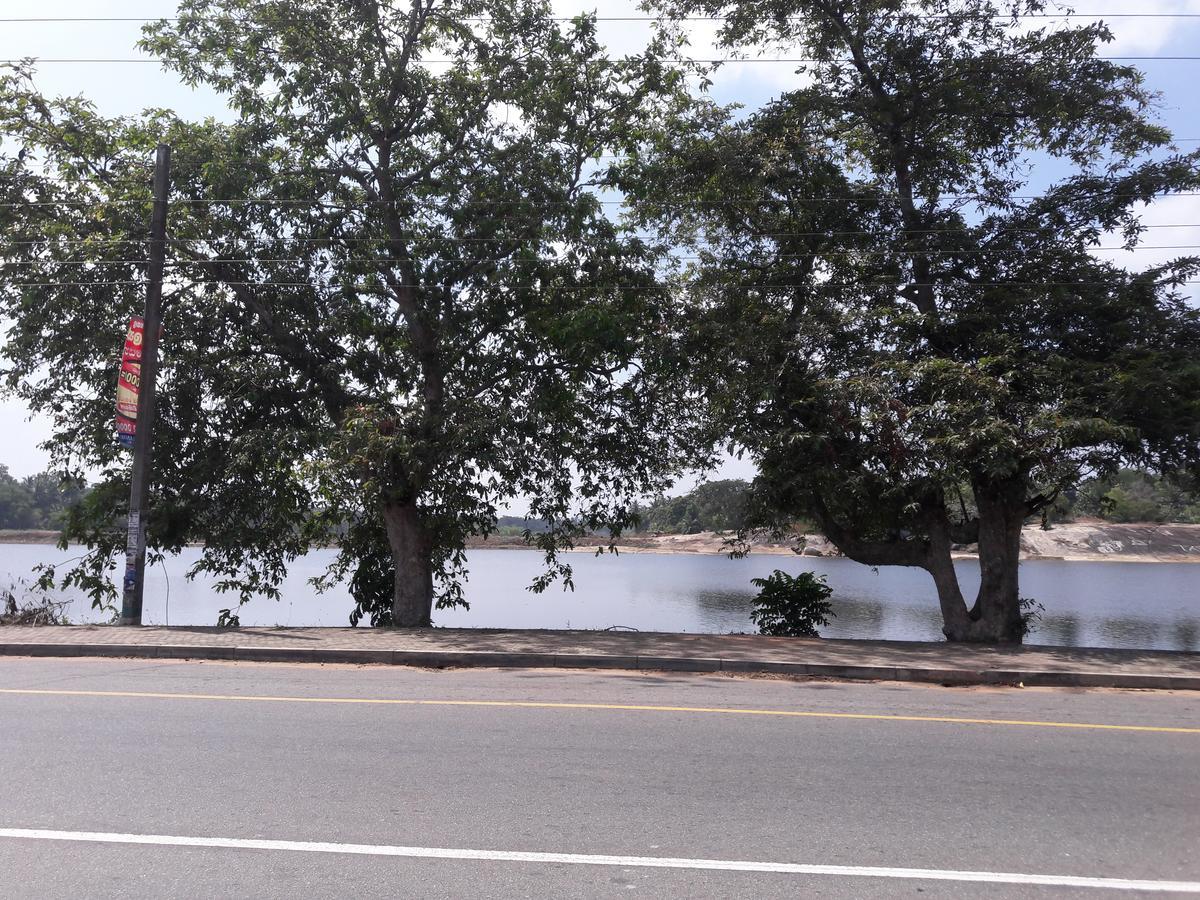 Saragama Holiday Resort Kurunegala Ngoại thất bức ảnh